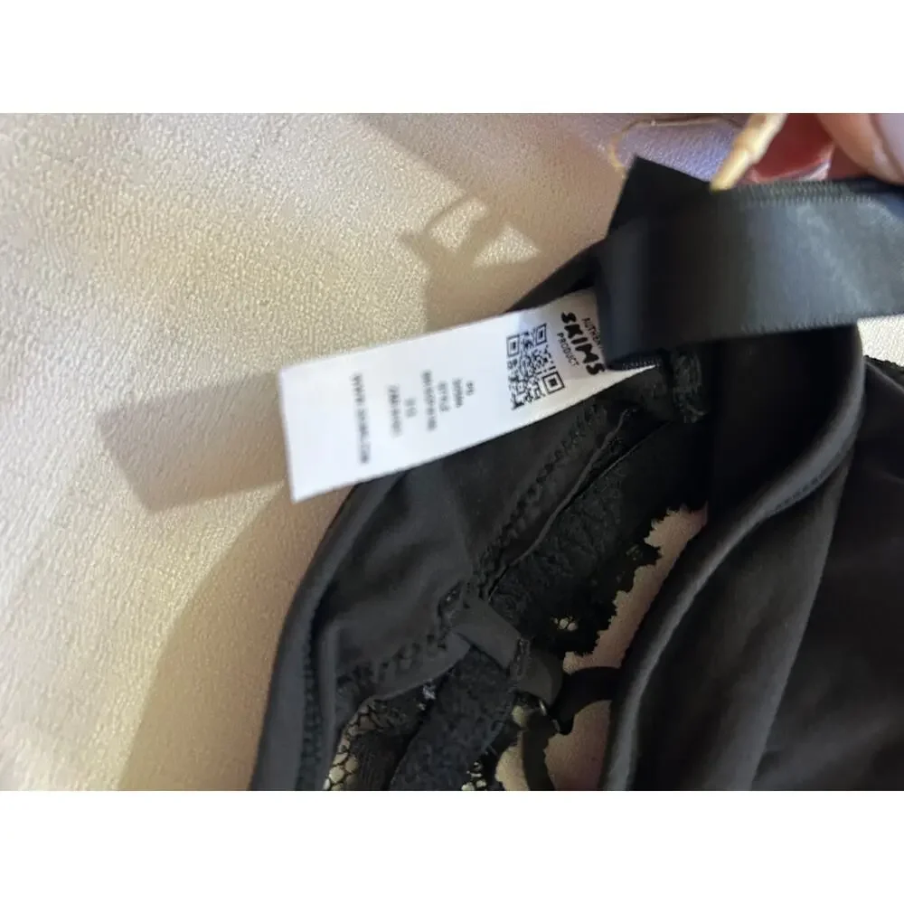 Skims Fits Everybody Lace Scoop Bralette Size Small Onyx - Picture 6 of 6
